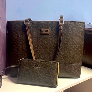 Guess bag & wallet like new I use few times